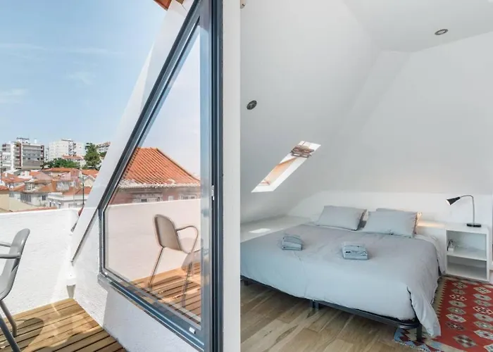 Beautiful With View Of The Tagus River *