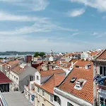 Beautiful With View Of The Tagus River *