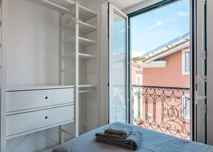 Beautiful With View Of The Tagus River * Lisboa
