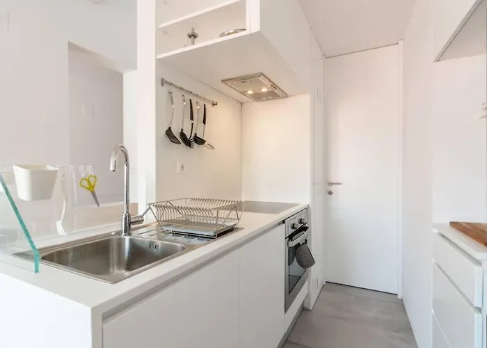 Beautiful With View Of The Tagus River *